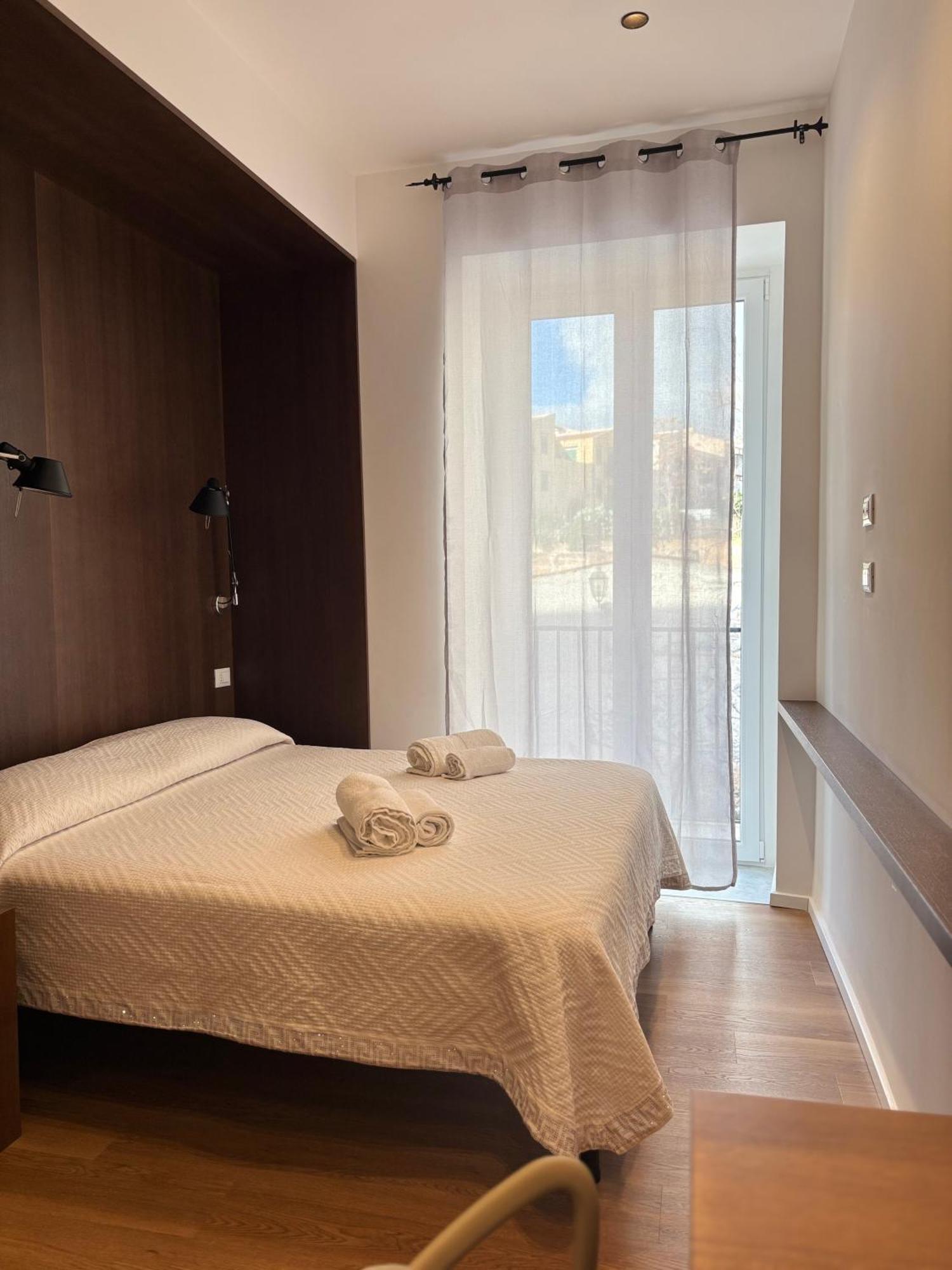 B&B Sulle Vie Del Capo 팔레르모 외부 사진
